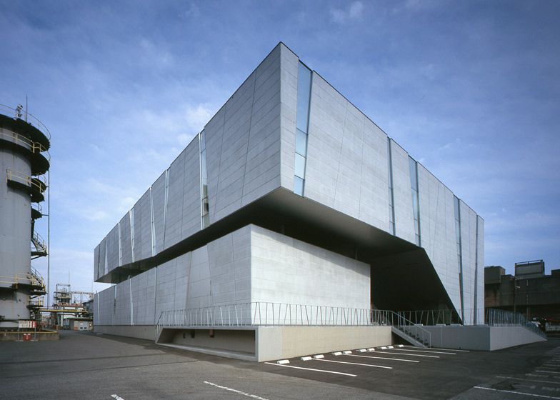 wpid-13787_spiralabkinoarchitects.jpg