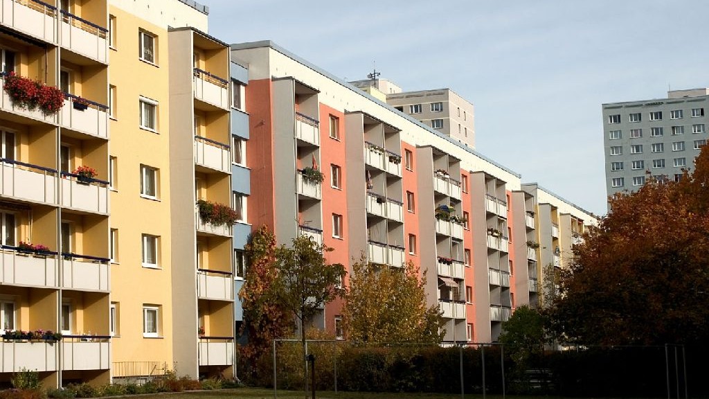 wpid-19735_socialhousing.jpg