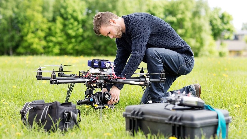 wpid-26649_Pilotaggiodrone.jpg