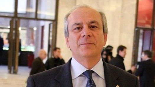 wpid-3079_ArmandoZambrano.jpg
