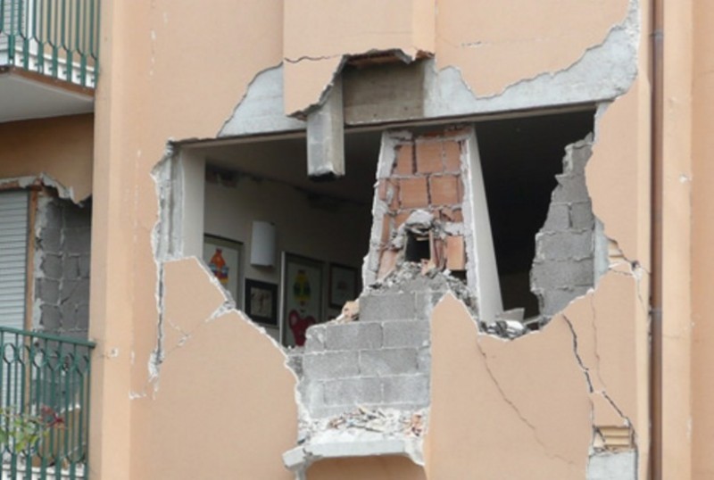 crollo_terremoto