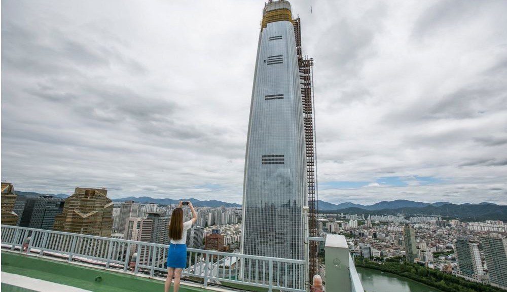 Lotte World Tower - courtesy of Jean Chung