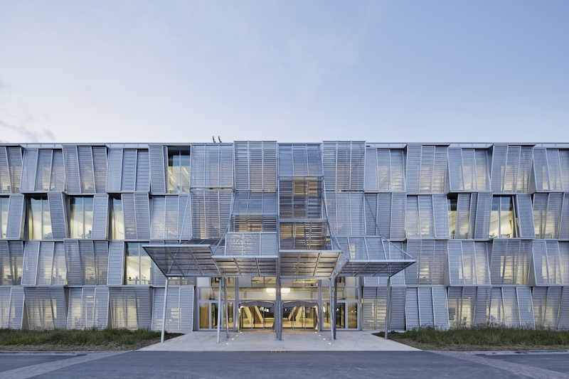 ME Building (New mechanics hall) - EPFL - Dominique Perrault Architecture © Vincent Fillon / Dominique Perrault Architecture / Adagp