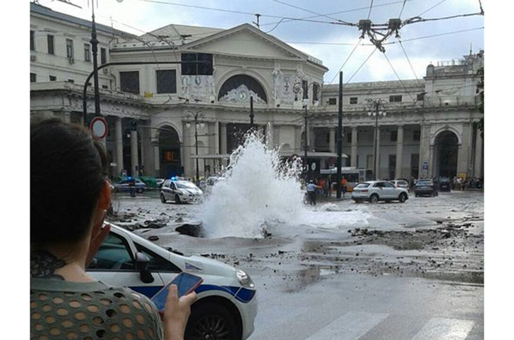 La "voragine" di Genova