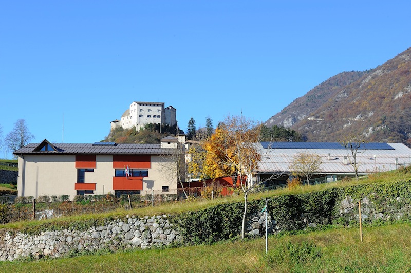 La Scuola a Stenico, esempio di edificio monitorato sismicamente 'real time' -
Foto Maurizio Corradi