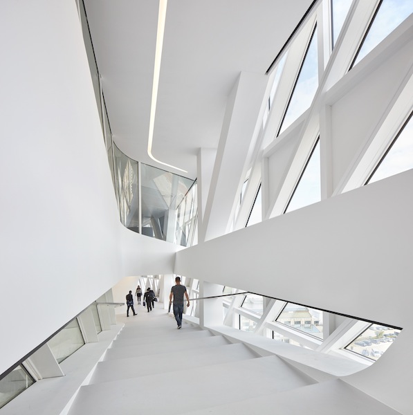 ZHA_Antwerp_2_Hufton_Crow