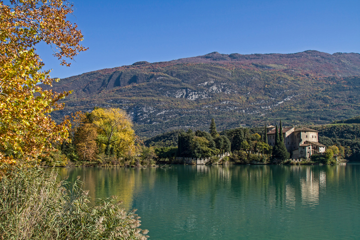 Il Lago di Toblino in Trentino, area naturale protetta