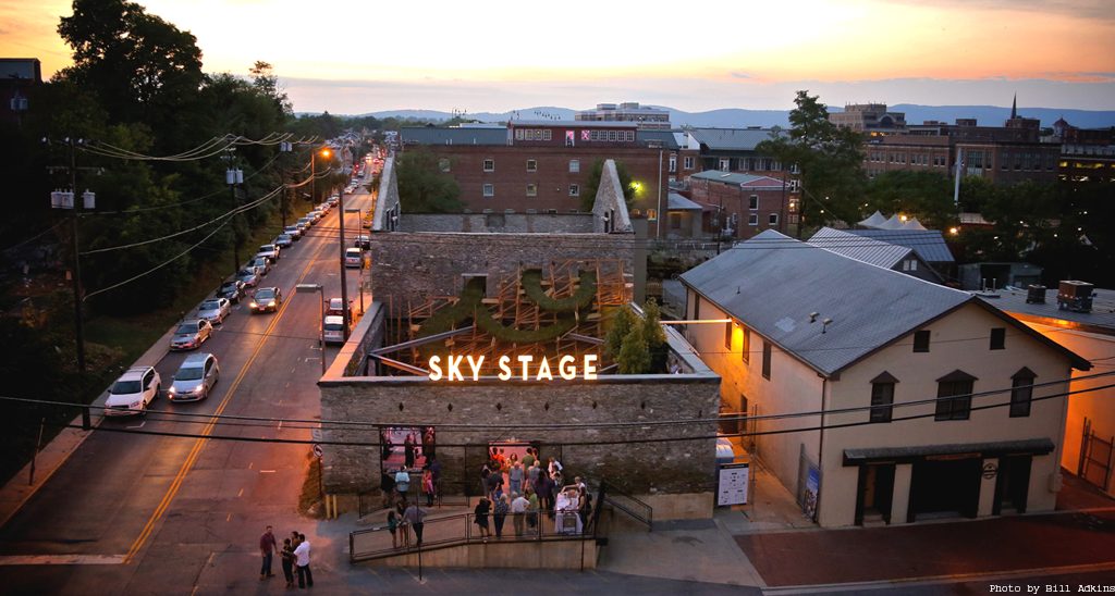 Sky Stage © Bill Adkins