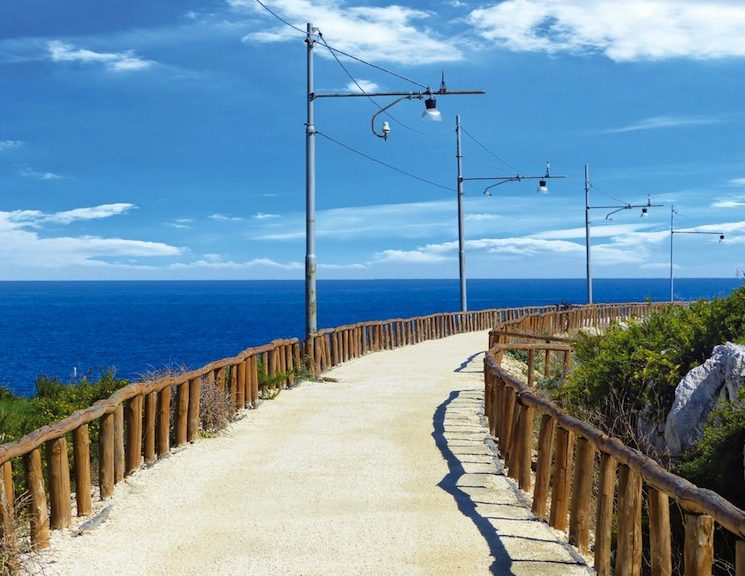 Pista ciclabile realizzata sulla ex-linea Targia-Siracus