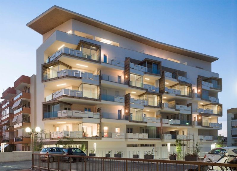 Case di luce a bisceglie: il condominio di canapa che piace allonu ... Piano casa e condominio