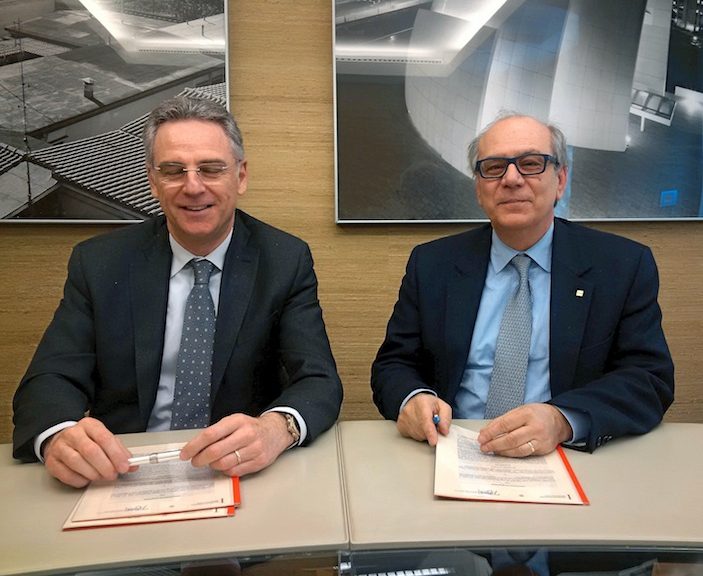 Gabriele Buia (Presidente ANCE) e Armando Zambrano (Presidente CNI) firmano il protocollo d'intesa