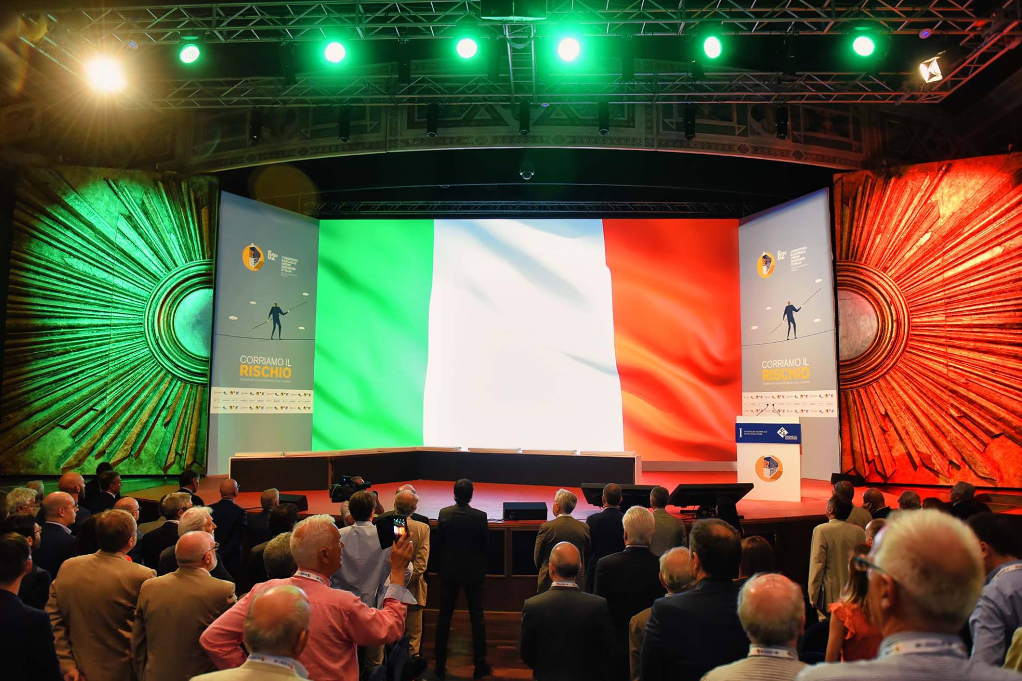 Il palco del Congresso nazionale ingegneri (C) FB Congresso nazionale ingegneri