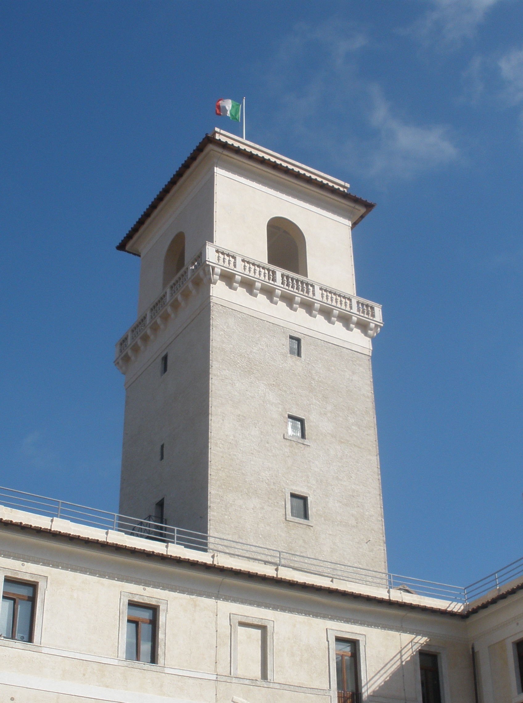 Palazzo Orsini Barberini Particolare Torre copyright defeorestauri