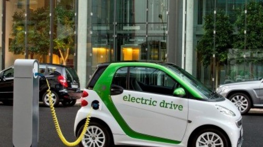 mobilita-sostenibile-e-veicoli-elettrici-l-italia-non-aspetti-troppo-480x280-1728x800_c
