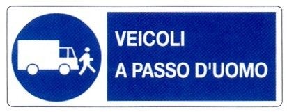 E’ obbligatorio procedere a passo d’uomo