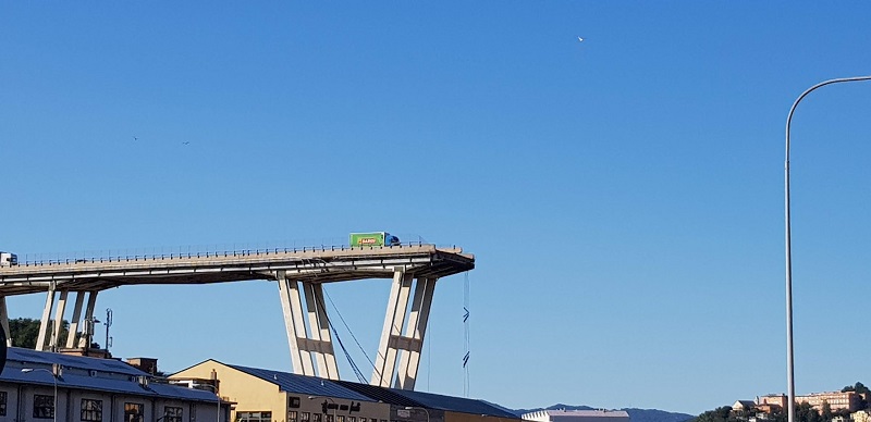 Ponte Morandi, Genova. Foto di Katherine Smale