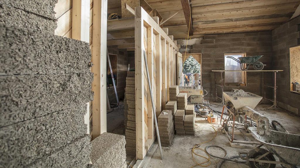 Costruire in calce e canapa