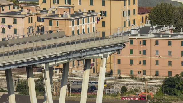 La legge per Genova: poteri e risorse per il ponte e la città La legge per Genova: poteri e risorse per il ponte e la città